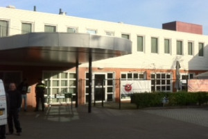 Bezoek PvdA open dag asielzoekerscentrum (AZC) Orangerie.